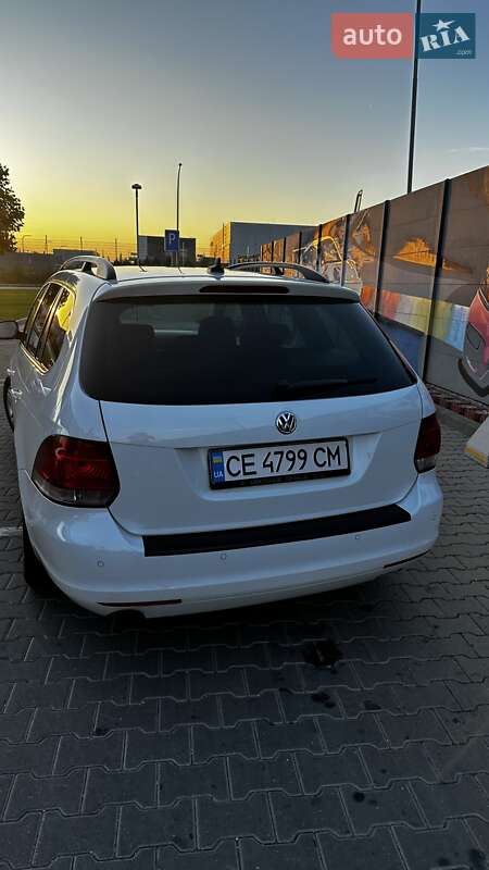 Універсал Volkswagen Golf 2012 в Ржавинцях