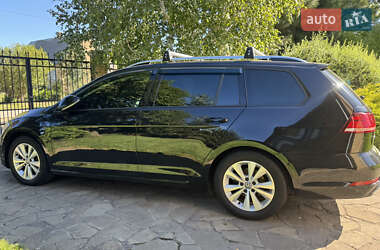 Универсал Volkswagen Golf 2017 в Запорожье