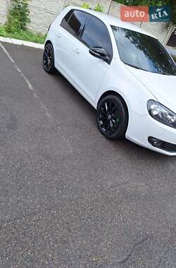 Хетчбек Volkswagen Golf 2011 в Дніпрі