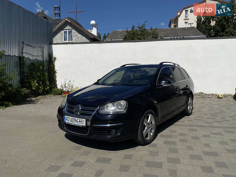 Універсал Volkswagen Golf 2008 в Львові