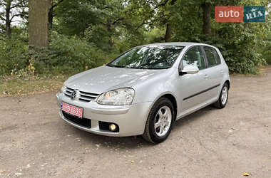 Хэтчбек Volkswagen Golf 2004 в Тернополе