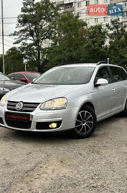 Універсал Volkswagen Golf 2008 в Сумах