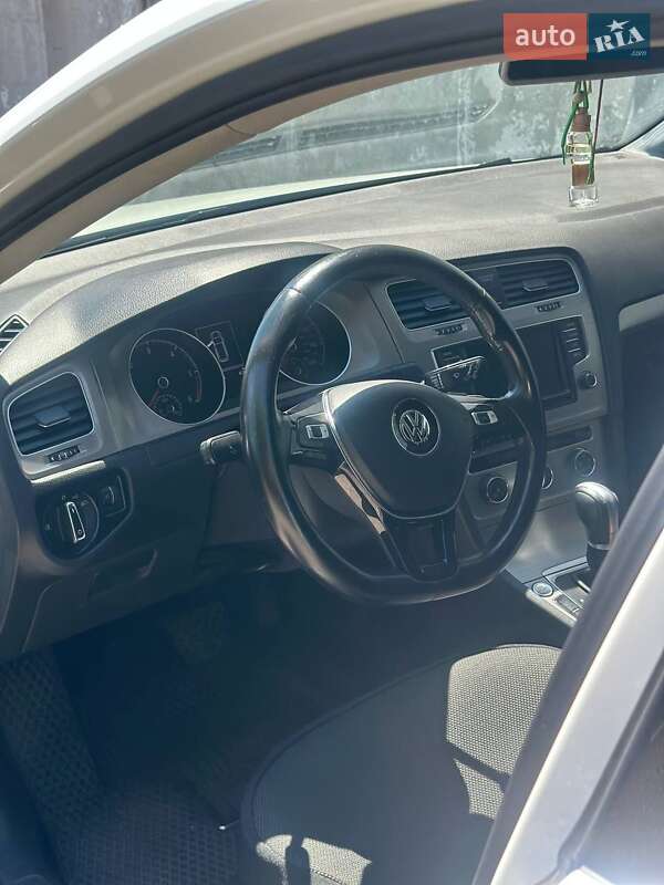 Универсал Volkswagen Golf 2015 в Одессе фото 13 Универсал Volkswagen Golf 2015 в Одессе