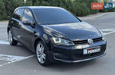 Хетчбек Volkswagen Golf 2014 в Києві