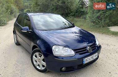 Хетчбек Volkswagen Golf 2005 в Рахові