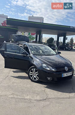 Универсал Volkswagen Golf 2010 в Полтаве