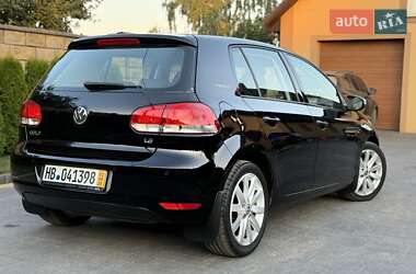 Хэтчбек Volkswagen Golf 2009 в Луцке