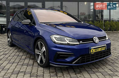 Хэтчбек Volkswagen Golf 2016 в Мукачево