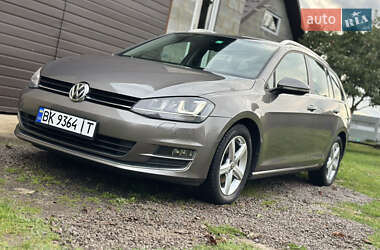 Універсал Volkswagen Golf 2014 в Рівному