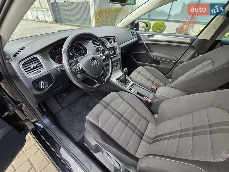 Универсал Volkswagen Golf 2015 в Белой Церкви