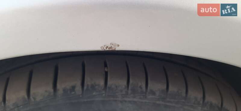 Хетчбек Volkswagen Golf 2008 в Новомосковську