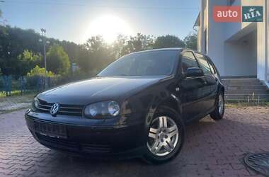 Хэтчбек Volkswagen Golf 2003 в Хмельницком