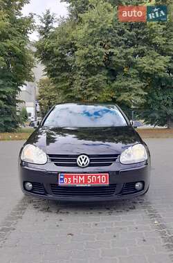 Хетчбек Volkswagen Golf 2008 в Луцьку