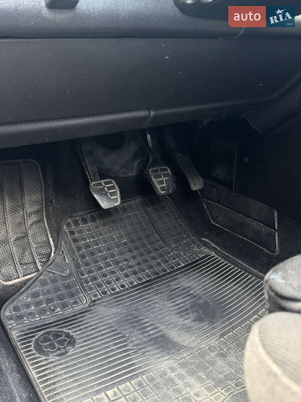 Хетчбек Volkswagen Golf 1992 в Києві