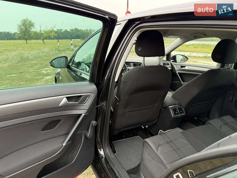 Хэтчбек Volkswagen Golf 2013 в Харькове фото 18 Хэтчбек Volkswagen Golf 2013 в Харькове