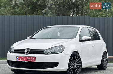 Хэтчбек Volkswagen Golf 2010 в Львове