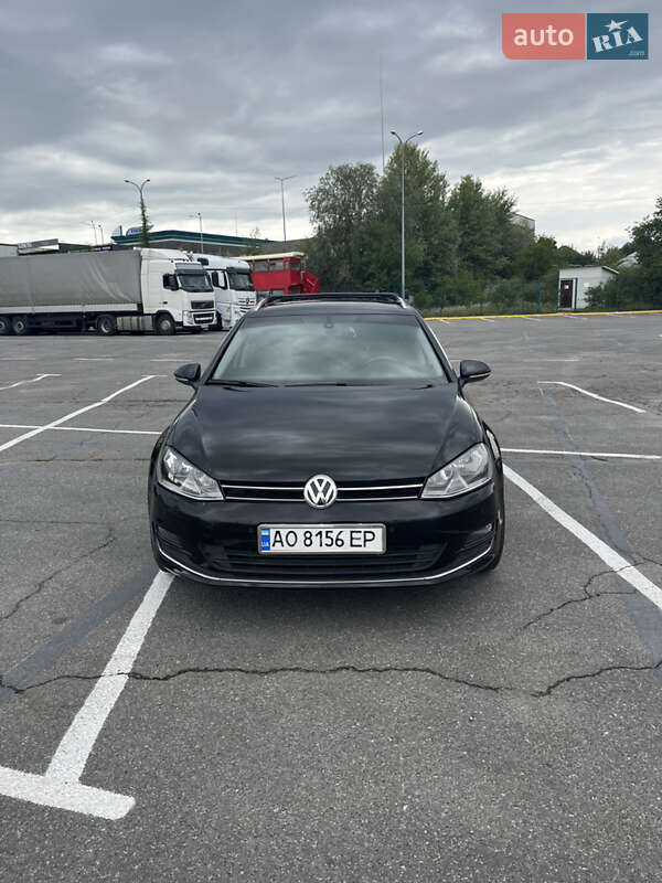 Универсал Volkswagen Golf 2016 в Ужгороде