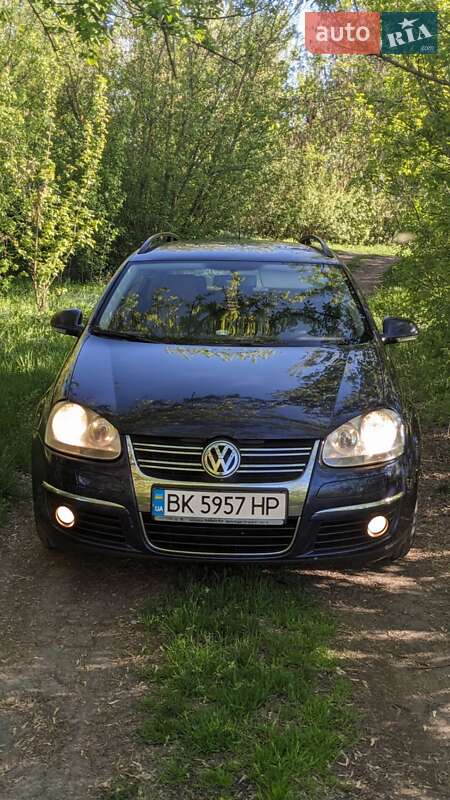 Универсал Volkswagen Golf 2007 в Ровно