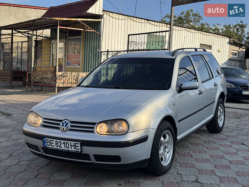 Volkswagen Golf 2000