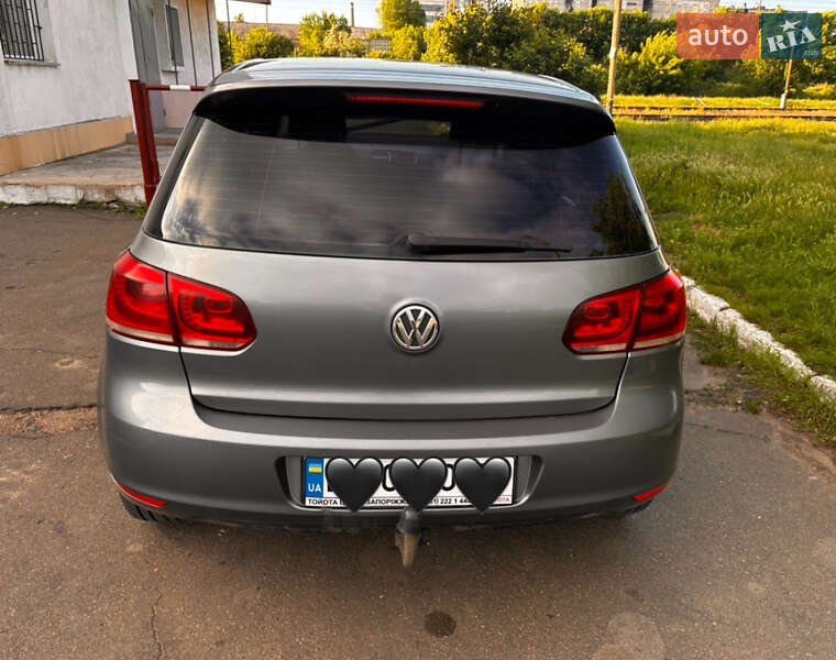 Хетчбек Volkswagen Golf 2011 в Кропивницькому