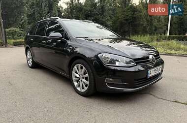 Універсал Volkswagen Golf 2016 в Броварах