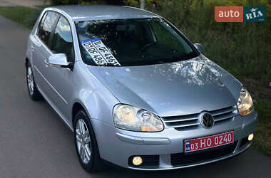 Хэтчбек Volkswagen Golf 2007 в Киеве