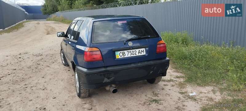 Хетчбек Volkswagen Golf 1994 в Чернігові