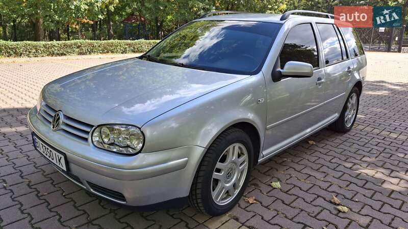 Volkswagen Golf 2004