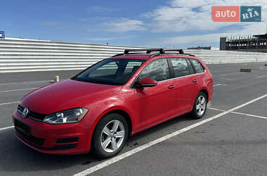 Універсал Volkswagen Golf 2015 в Львові
