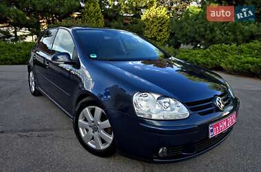 Хэтчбек Volkswagen Golf 2008 в Полтаве