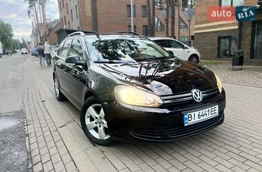 Універсал Volkswagen Golf 2011 в Києві