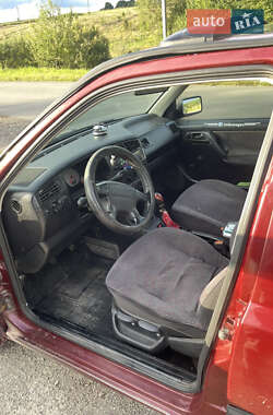 Хэтчбек Volkswagen Golf 1994 в  фото 6 Хэтчбек Volkswagen Golf 1994 в
