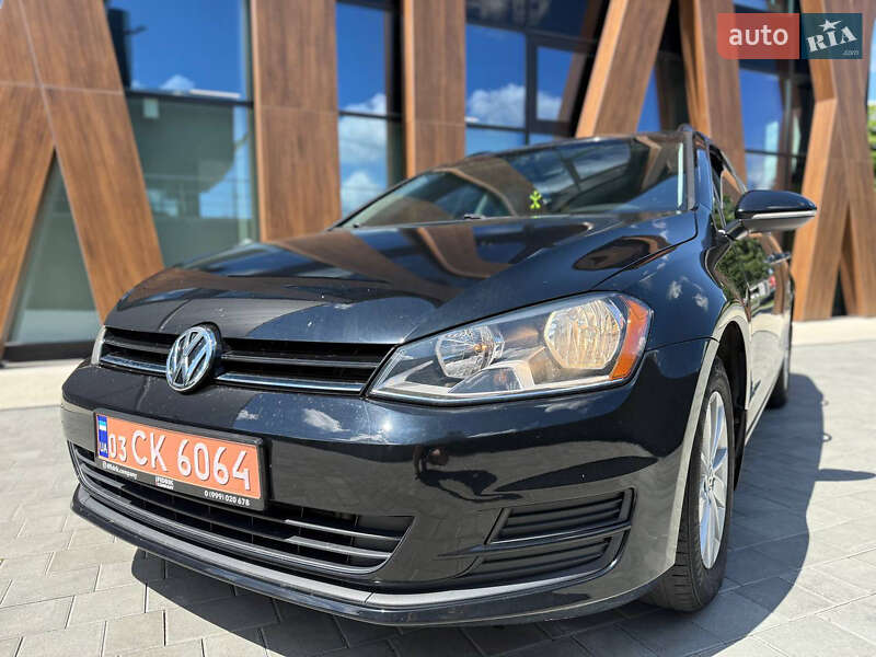 Универсал Volkswagen Golf 2017 в Луцке
