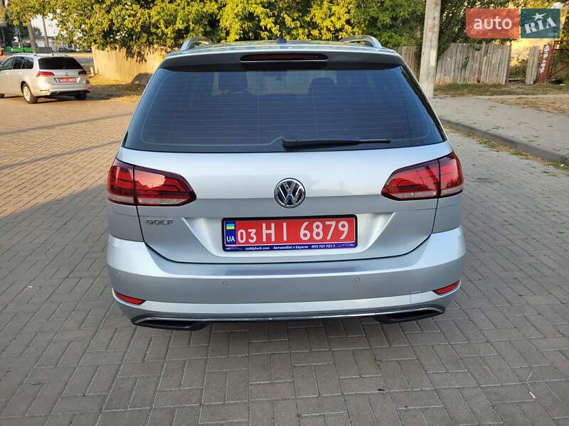 Універсал Volkswagen Golf 2018 в Черкасах