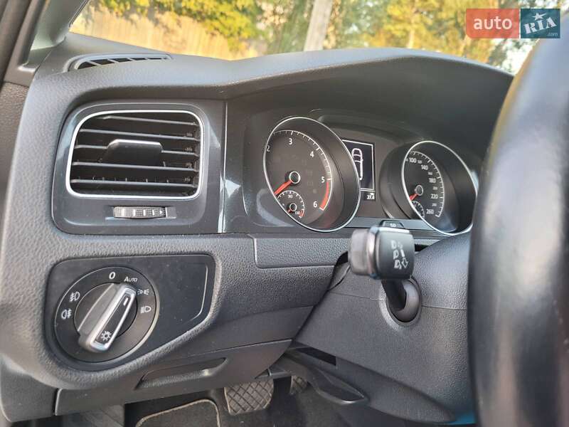 Універсал Volkswagen Golf 2018 в Черкасах