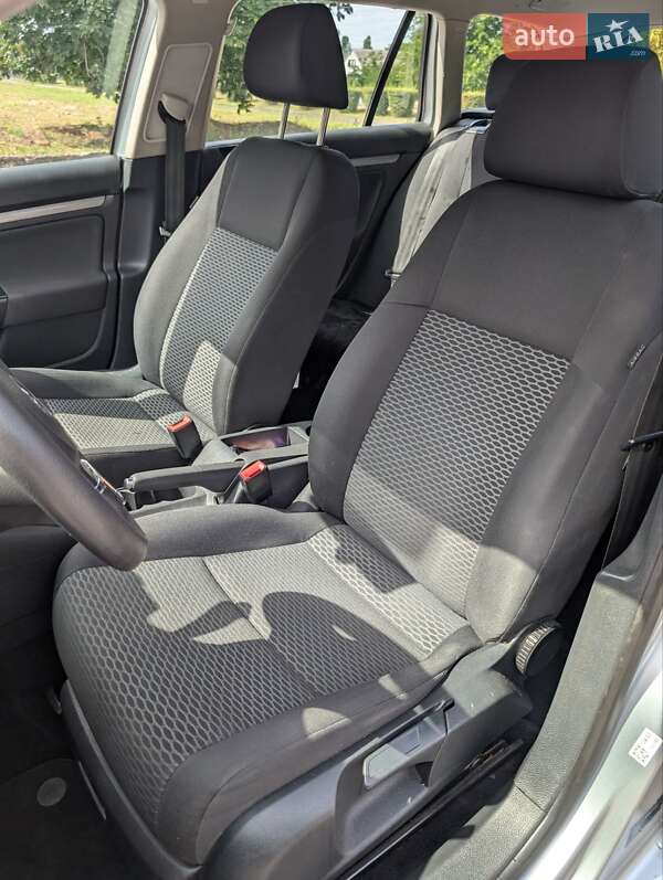 Универсал Volkswagen Golf 2010 в Кременчуге фото 3 Универсал Volkswagen Golf 2010 в Кременчуге