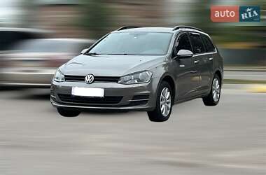Универсал Volkswagen Golf 2014 в Сумах