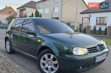 Хэтчбек Volkswagen Golf 1998 в Хусте