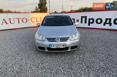 Хэтчбек Volkswagen Golf 2005 в Переяславе