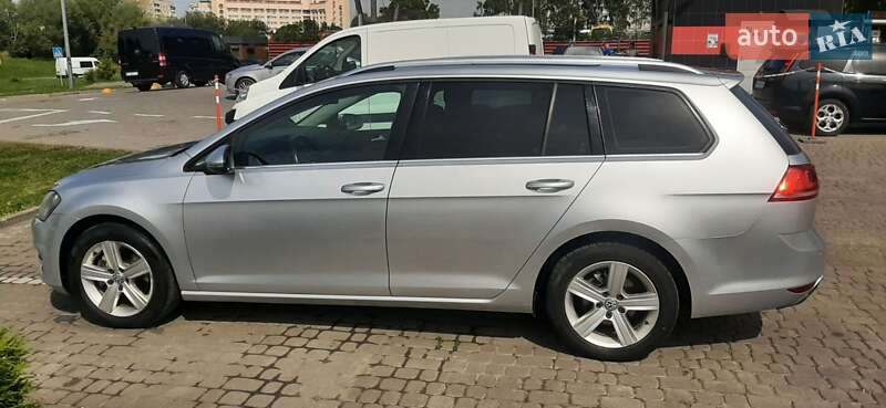 Универсал Volkswagen Golf 2013 в Львове