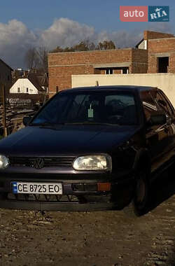 Хэтчбек Volkswagen Golf 1995 в  фото 4 Хэтчбек Volkswagen Golf 1995 в