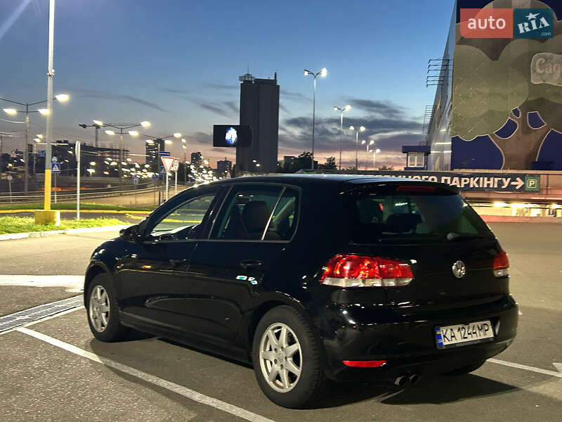 Хетчбек Volkswagen Golf 2008 в Ратному