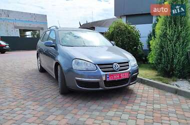 Универсал Volkswagen Golf 2007 в Сарнах