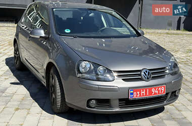 Хэтчбек Volkswagen Golf 2008 в Ахтырке