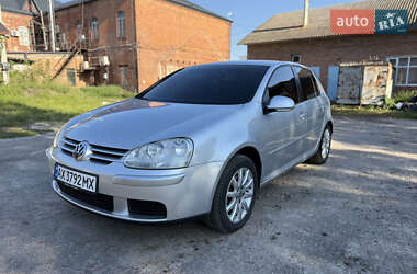 Хетчбек Volkswagen Golf 2006 в Богодухіву