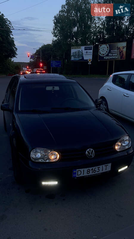 Хетчбек Volkswagen Golf 2000 в Тернополі