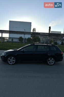 Универсал Volkswagen Golf 2014 в 
