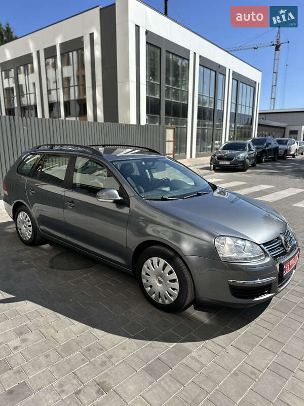 Универсал Volkswagen Golf 2007 в Виннице
