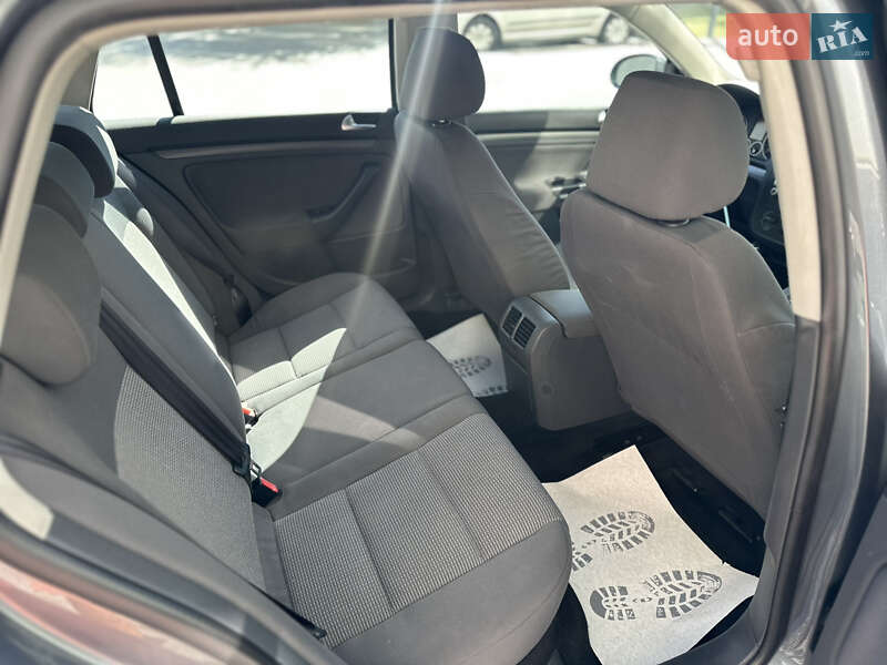 Универсал Volkswagen Golf 2007 в Виннице