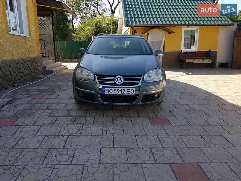 Универсал Volkswagen Golf 2008 в Тернополе